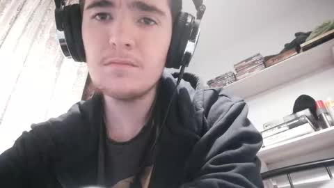 Snapshot of davidwood666 chatting on October 31, 11:06 pm davidwood666 online show from October 31, 11:06 pm