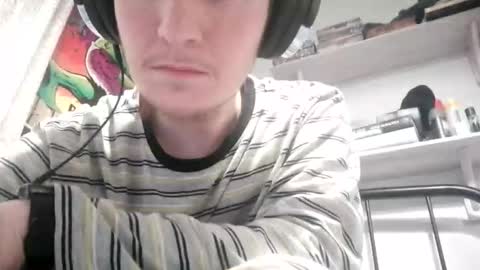 Snapshot of davidwood666 chatting on November 3, 8:10 pm davidwood666 online show from November 3, 8:10 pm