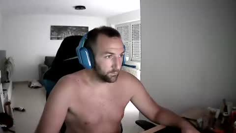 daviid420 online show from July 8, 1:04 pm