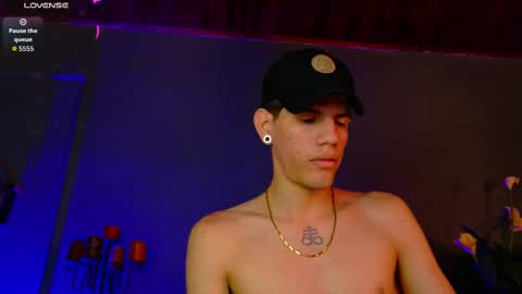 Snapshot of daviid_huge chatting on September 10, 8:14 am daviid_huge online show from September 10, 8:14 am