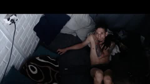 Snapshot of davils12 chatting on October 24, 10:44 am DAVILS online show from October 24, 10:44 am