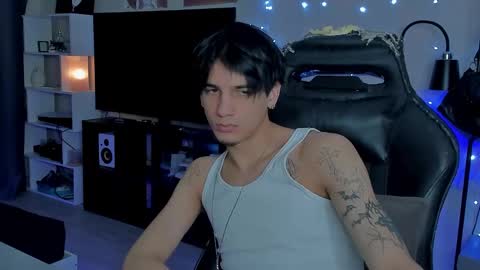 davis online show from January 6, 12:31 pm