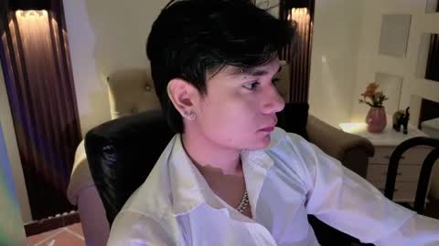 Snapshot of davoxer chatting on May 15, 4:08 am davoxer online show from May 15, 4:08 am