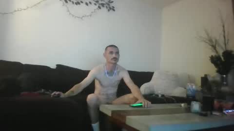 Snapshot of davpokeash chatting on November 2, 7:22 am davpokeash online show from November 2, 7:22 am