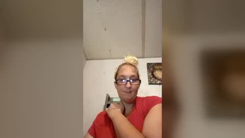 Snapshot of dawn2287 chatting on July 21, 7:16 pm dawn2287 online show from July 21, 7:16 pm