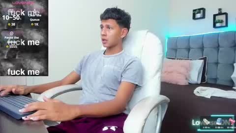 dawn_16 online show from February 2, 7:04 pm