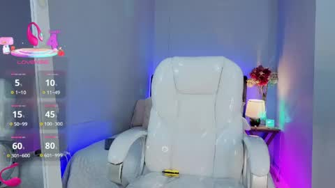 Snapshot of dawn_16 chatting on May 18, 9:42 pm dawn_16 online show from May 18, 9:42 pm