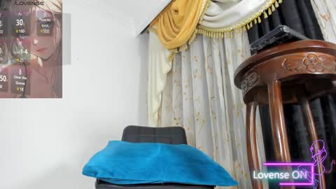 Snapshot of day_alexa chatting on February 8, 5:29 pm Day Alexa online show from February 8, 5:29 pm