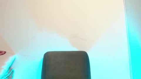 Snapshot of dayan_hanks chatting on May 30, 8:39 pm dayan online show from May 30, 8:39 pm