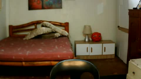 Snapshot of dayanasangre chatting on June 24, 7:18 am Dayana Cristal online show from June 24, 7:18 am