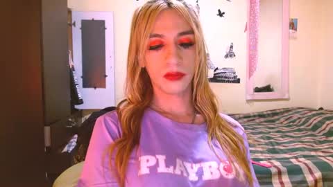 Snapshot of dayanna_01_ chatting on July 14, 6:35 pm dayanna_01_ online show from July 14, 6:35 pm