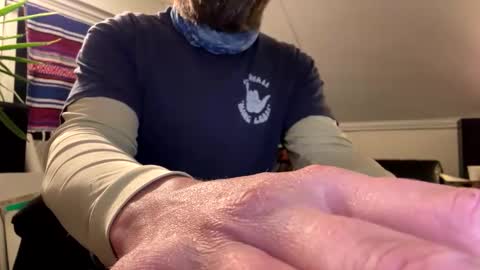 Snapshot of dayblue chatting on March 6, 9:50 am dayblue online show from March 6, 9:50 am