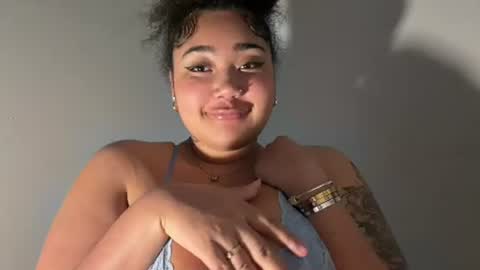 Snapshot of dayqueen1 chatting on July 22, 7:55 am dayqueen1 online show from July 22, 7:55 am