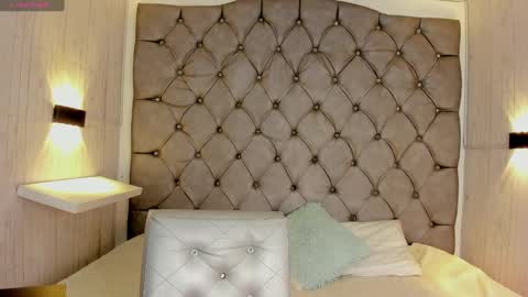 DAYRA ANGELS online show from January 7, 3:35 am