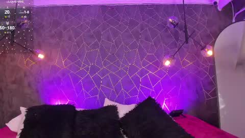 Snapshot of dayra_angels chatting on June 23, 3:10 pm DAYRA ANGELS online show from June 23, 3:10 pm