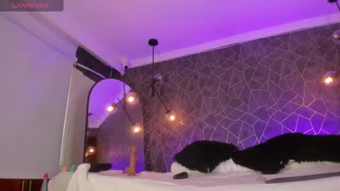 Snapshot of dayra_angels chatting on July 8, 6:01 pm DAYRA ANGELS online show from July 8, 6:01 pm