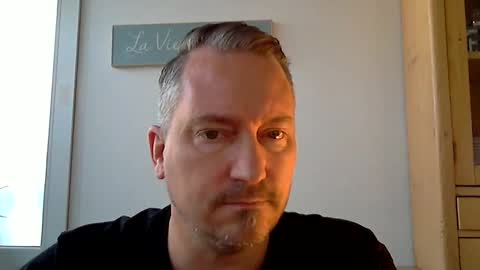 Snapshot of daytrader77 chatting on April 22, 10:28 am daytrader77 online show from April 22, 10:28 am