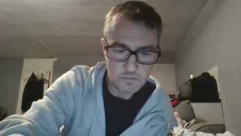 Dazzill online show from November 30, 4:55 pm