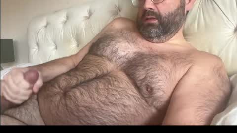 db197860693 online show from June 5, 12:00 pm