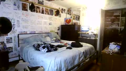 dbeamon92 online show from February 20, 10:54 pm