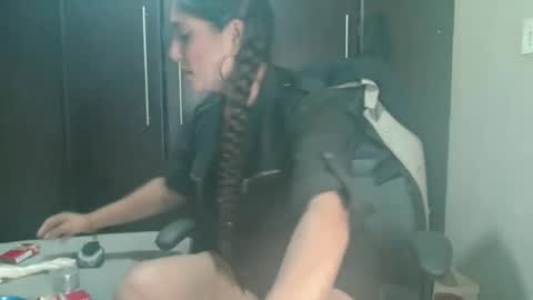 Snapshot of dbnpoizn chatting on January 7, 7:16 pm dbnpoizn online show from January 7, 7:16 pm