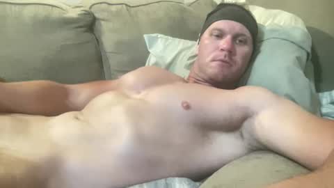 Snapshot of dbuzzard1221 chatting on May 18, 4:07 am clgBaseBall online show from May 18, 4:07 am