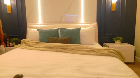 DCrush online show from February 21, 1:28 am