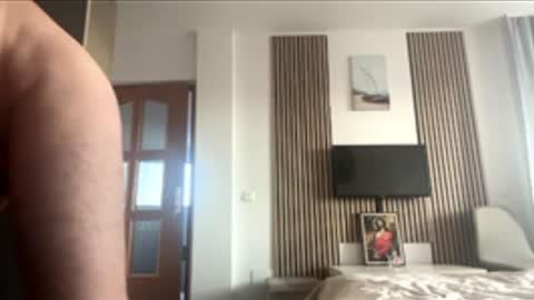 ddark1979 online show from February 27, 6:13 am