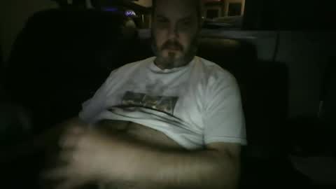 Snapshot of ddboobman chatting on June 10, 7:18 am want girl to play with me online show from June 10, 7:18 am