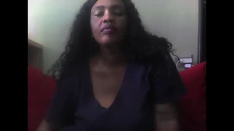 Snapshot of ddboobsnipples chatting on December 3, 8:16 am ddboobsnipples online show from December 3, 8:16 am