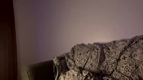 Snapshot of dddmilf24 chatting on January 23, 7:32 am dddmilf24 online show from January 23, 7:32 am