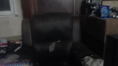 Snapshot of deadpoolbkn chatting on January 5, 6:02 am deadpoolbkn online show from January 5, 6:02 am