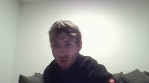 robert online show from April 16, 6:41 pm