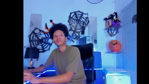 deamon_devil online show from October 13, 4:23 am