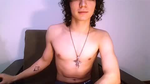 Snapshot of dean_raven chatting on December 5, 12:41 am dean_raven online show from December 5, 12:41 am