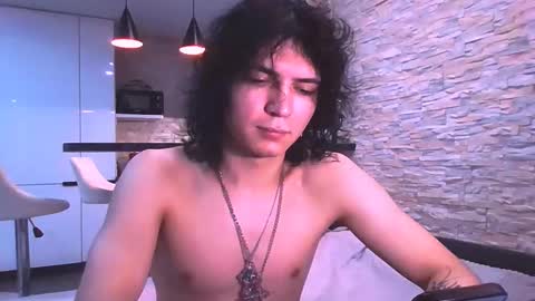 dean_raven online show from February 7, 10:13 pm