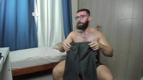 Snapshot of deanlek chatting on January 31, 7:51 pm Dean online show from January 31, 7:51 pm