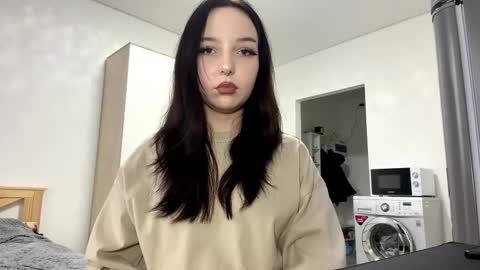 I am Hannah ntmu online show from December 2, 9:14 am