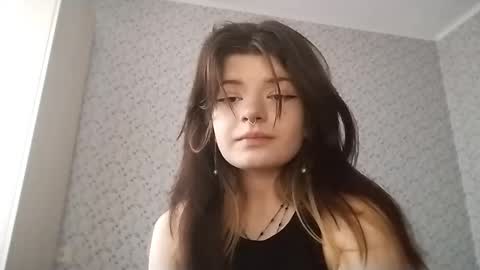 Camille online show from March 19, 2:10 pm