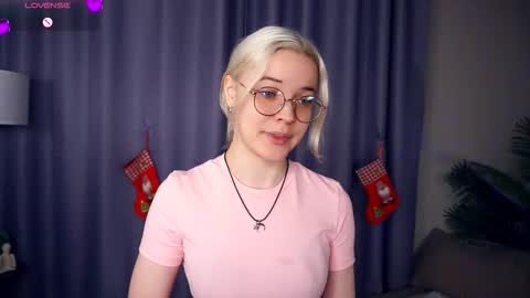 Charlie 18yo online show from December 20, 5:14 am