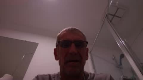 Snapshot of deanofflove2210 chatting on July 7, 8:51 am deanofflove2210 online show from July 7, 8:51 am