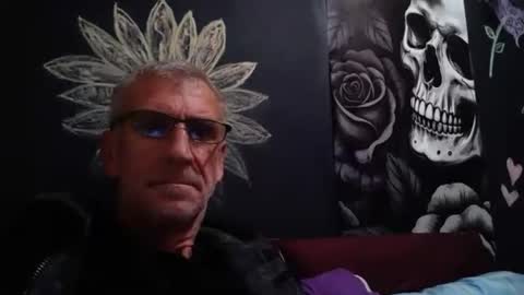 Snapshot of deanofflove2210 chatting on July 26, 5:26 am deanofflove2210 online show from July 26, 5:26 am