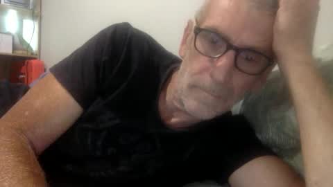 deanofflove221000 online show from December 5, 12:52 am