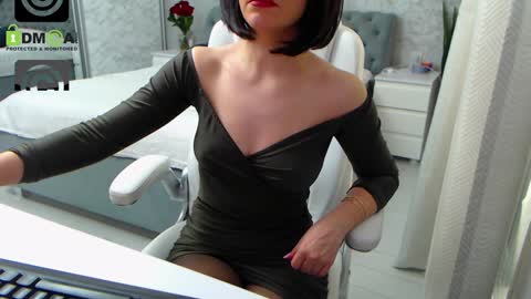 Elly online show from January 7, 10:22 am