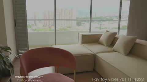 NINA   30OFF online show from February 11, 8:20 pm