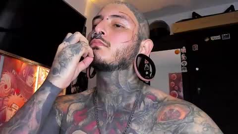    online show from December 31, 7:07 pm