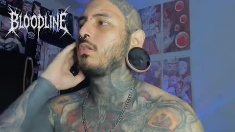    online show from November 25, 6:52 pm