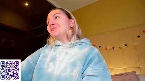 Snapshot of debbie_taylor chatting on November 7, 5:13 pm Debbie Mon Tue Fri Sun Sat GMT 3 1000am - 0400pm online show from November 7, 5:13 pm