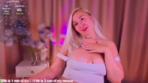 Snapshot of debbie_taylor chatting on July 30, 5:56 pm Debbie Mon Tue Fri Sun Sat GMT 3 1000am - 0400pm online show from July 30, 5:56 pm