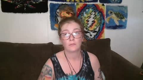 DEBBIE online show from August 6, 4:42 pm